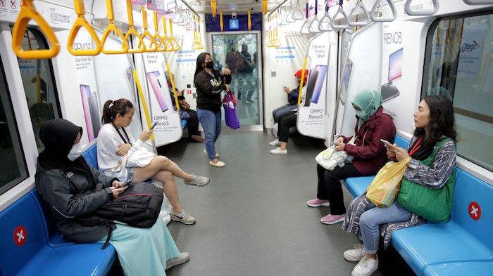 Transportasi Publik Nyaman Kunci Berhasil Alihkan Pengguna Kendaraan Pribadi Transportasi Publik Nyaman Kunci Berhasil Alihkan Pengguna Kendaraan Pribadi