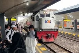 Libur Paskah Penumpang Kereta Api Jakarta Tembus Puluhan Ribu Orang Perjalanan Meningkat