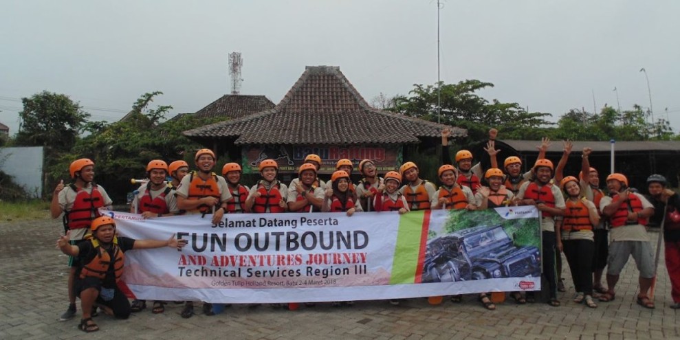 Tema Outbound: Panduan untuk Aktivitas Team Building & Pengembangan Diri