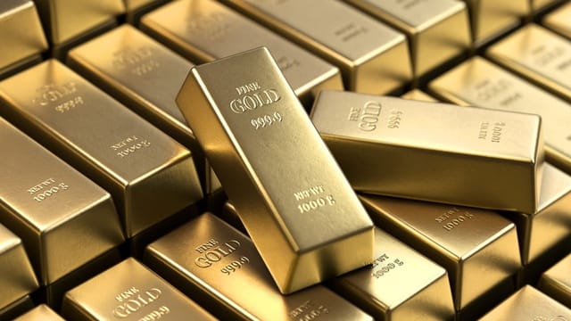 Harga Emas Dunia Merosot Usai Sentuh Rekor Tertinggi Sepanjang Masa