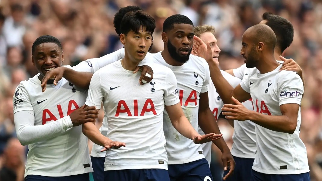 Tottenham Terima Dana Tambahan Rp2 Triliun untuk Memperkuat Klub
