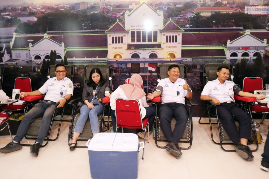 Sinergi Antara PT KAI Daop 3 Cirebon dan Palang Merah Indonesia