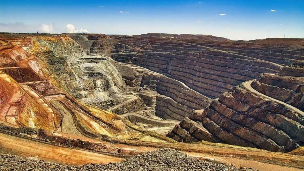 Deretan Tujuh Perusahaan Tambang Emas Terbesar Dunia Salah Satunya Beroperasi Di Indonesia
