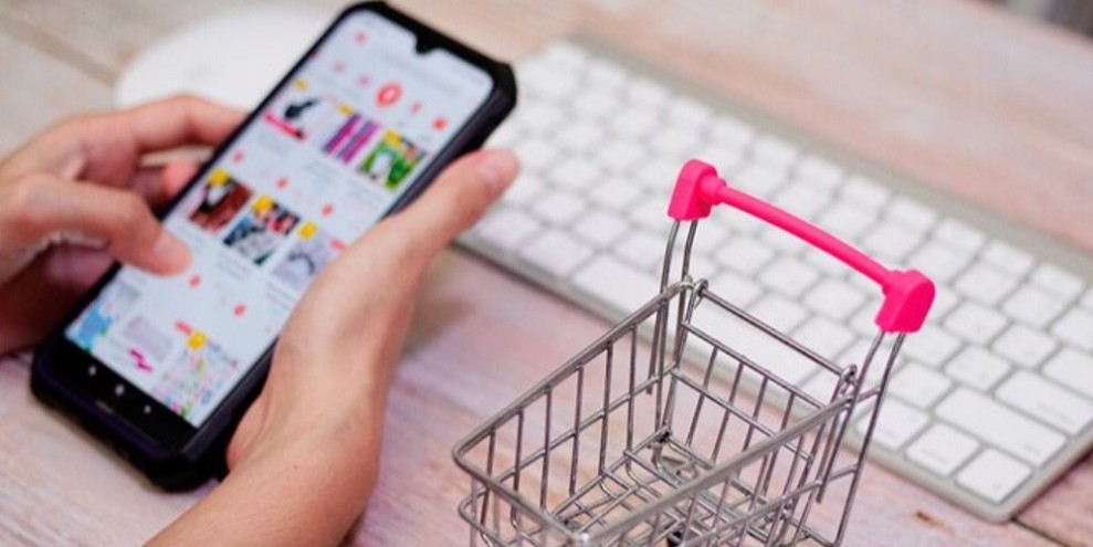 Belanja Online Ramadan 2026: Fashion Menjadi Primadona dan Produk Premium