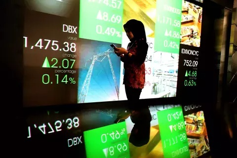 IHSG Menguat Ke Level 7.428 Pada Penutupan Sesi I Perdagangan Hari Ini