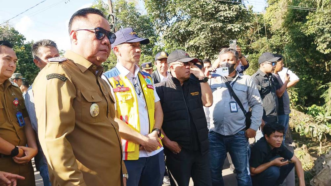 Desak Perusahaan Tambang Bertanggung Jawab atas Ambruknya Jembatan Muara Lawai