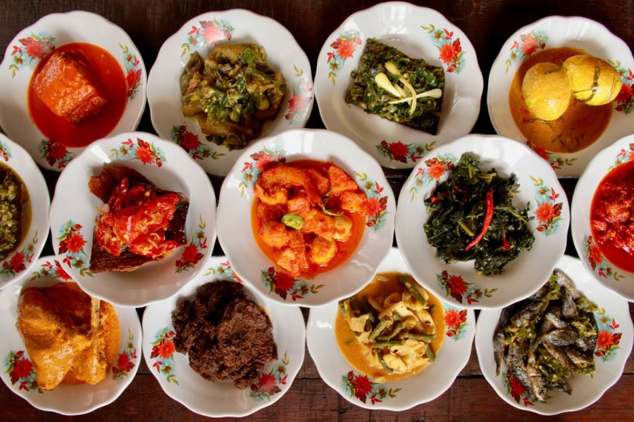 7 Rumah Makan Nasi Padang Terenak di Bandung yang Wajib Dicoba