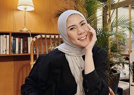 Cynthia Ramlan Perkuat Bisnis Hijab dengan Pembukaan Toko Fisik Pertama di Jakarta