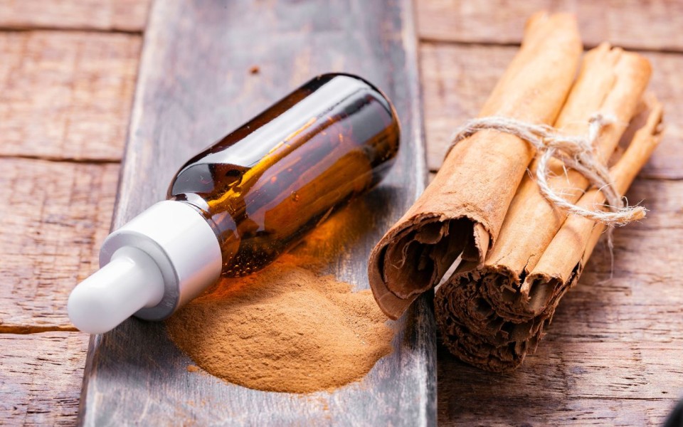 Manfaat Serum Kayu Manis untuk Kesehatan Kulit