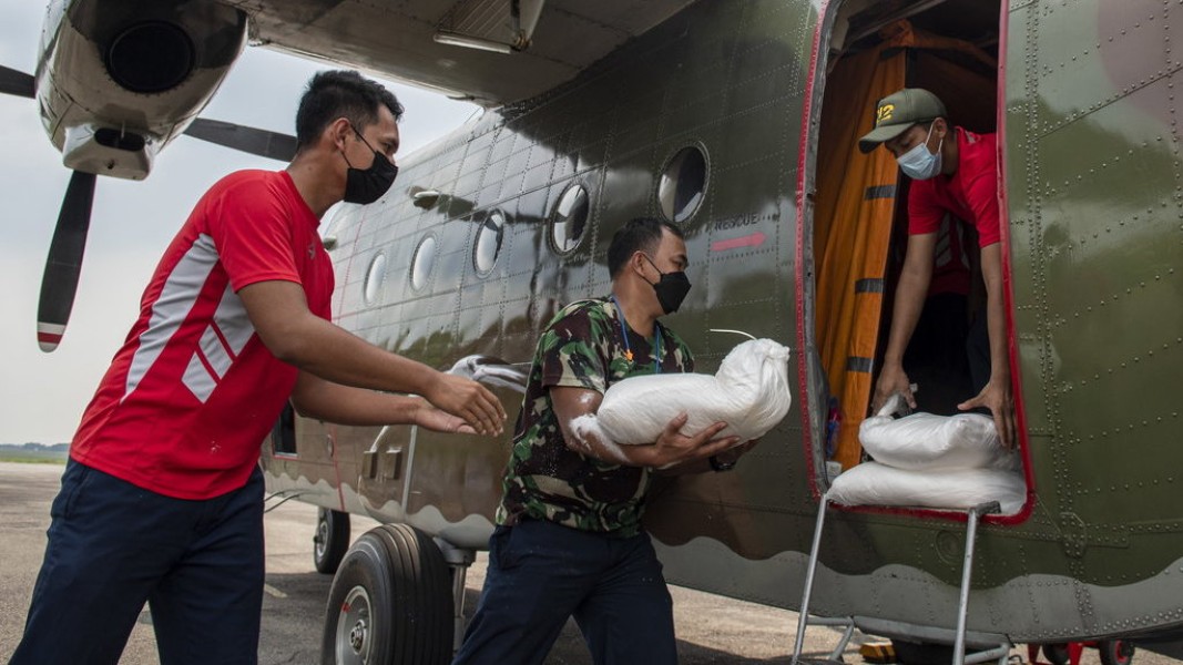 BNPB Gelar Operasi Modifikasi Cuaca Kurangi Hujan Lebat Jabodetabek