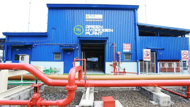 PLN UP3 Pasuruan Luncurkan Uji Coba Generator Hidrogen di Gili Ketapang: Langkah Baru Energi Hijau