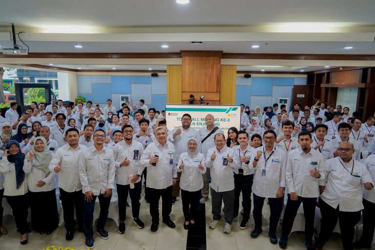 PLN Enjiniring Memanfaatkan Momen Town Hall untuk Menyatukan Strategi dan Memperkuat Budaya Mutu dalam Mendukung Bisnis yang Berkelanjutan
