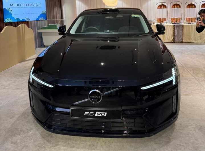 Volvo ES90 Resmi Meluncur di Indonesia, Sedan Listrik Premium Dibanderol Rp2,1 Miliar