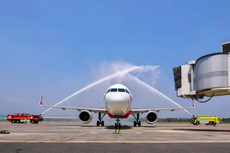 Penerbangan Internasional AirAsia Kini Hadir di Semarang