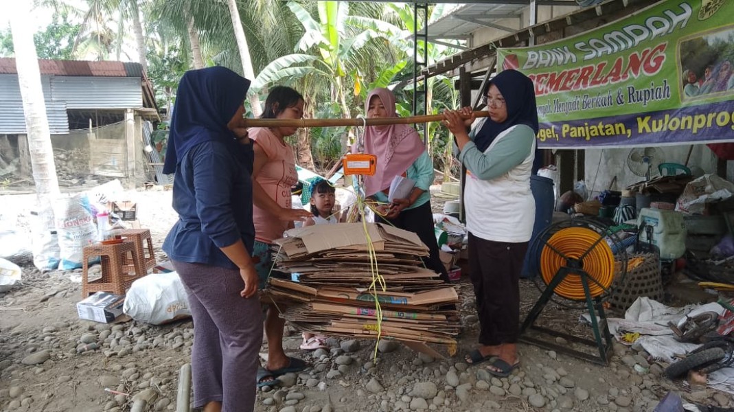 Bank Sampah Kampung KB Soka: Inovasi dan Edukasi Menuju Lingkungan Lebih Bersih