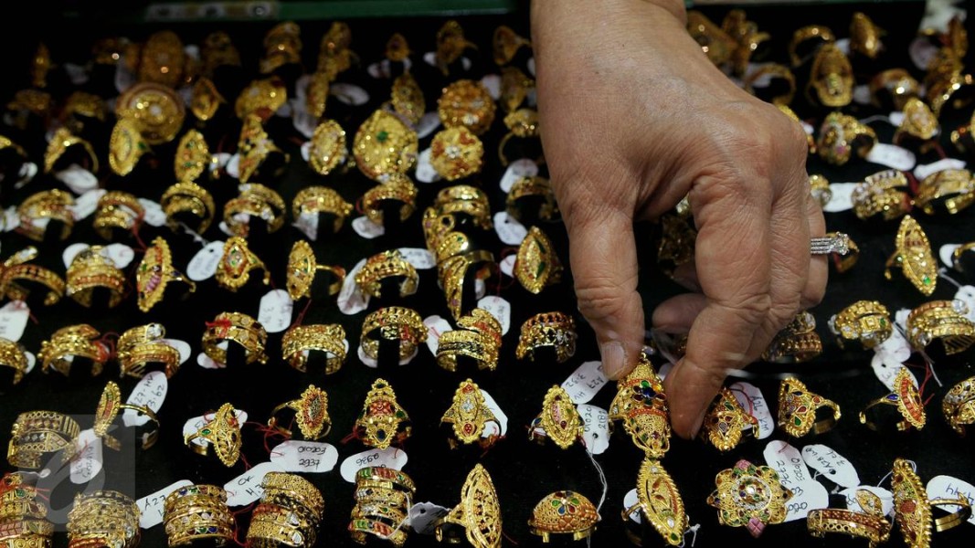 Harga Emas Perhiasan Naik, Jadi Sorotan Investor dan Publik