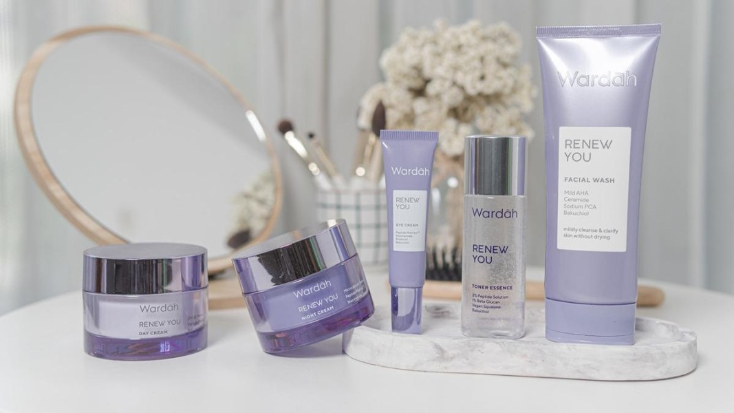 9 Paket Skincare Terbaik untuk Wajah Sehat dan Glowing