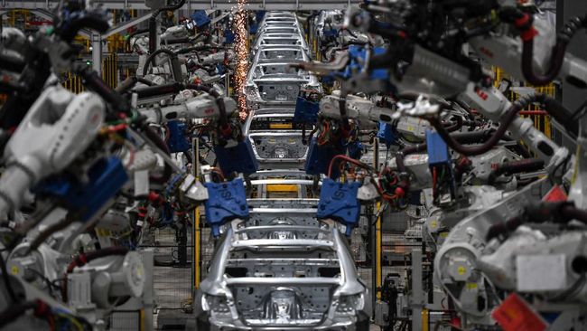 Trump Pertimbangkan Keringanan Tarif untuk Produsen Otomotif demi Penyesuaian Rantai Pasok