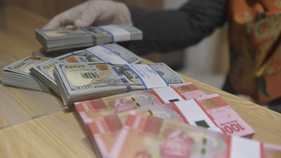 Rupiah Pagi Ini Menguat Tipis Terhadap Dolar AS Di Tengah Tekanan Global