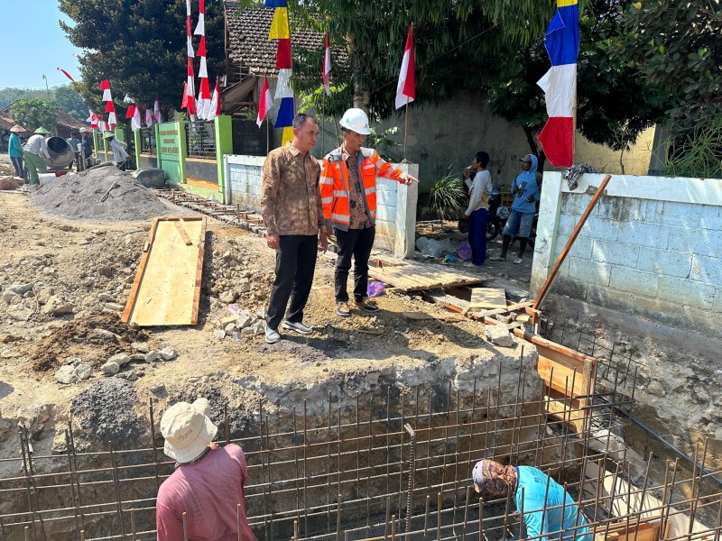 Semen Gresik Terlibat Aktif dalam Mendukung Asta Cita ke 6 Presiden Republik Indonesia Melalui Pelaksanaan Program FMM untuk Pembangunan Berkelanjutan Semen Gresik Terlibat Aktif dalam Mendukung Asta Cita ke 6 Presiden Republik Indonesia Melalui Pelaksanaan Program FMM untuk Pembangunan Berkelanjutan