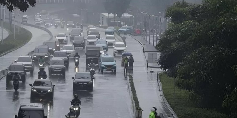 Meski Berpotensi Hujan Siang Sore, BMKG Pastikan Jakarta Masih Kondusif