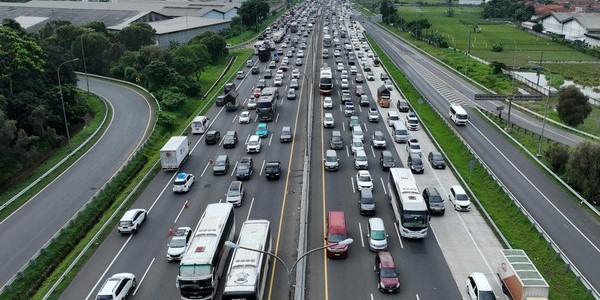 Diskon Tol 30 Persen Diberlakukan Saat 2,1 Juta Kendaraan Kembali ke Jabotabek