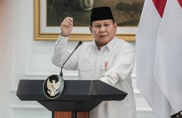 Prabowo Subianto Kukuhkan Paskibraka Sambut HUT RI