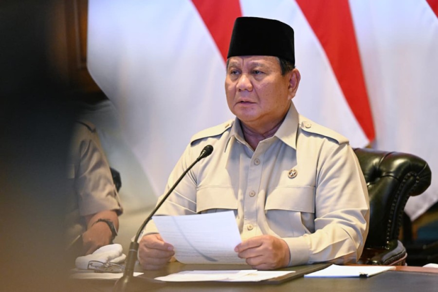 Prabowo Minta Mensos Pastikan Bantuan Pangan untuk 35 Juta Keluarga Tepat Waktu