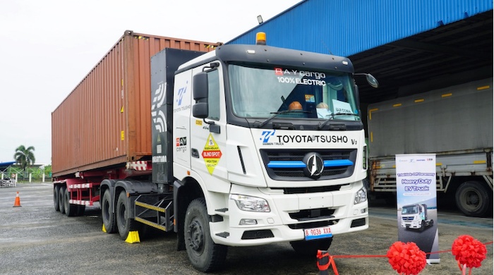 Inovasi Ramah Lingkungan, Indika Energy Uji Coba Truk Kontainer EV Toyota Tsusho