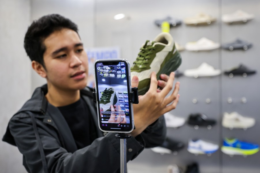 Pemerintah Gandeng E-Commerce Bantu UMKM Sumatra Terdampak Bencana Bangkit