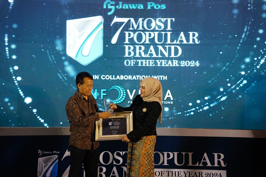 PLN Icon Plus Diganjar Penghargaan Brand Terpopuler 2024