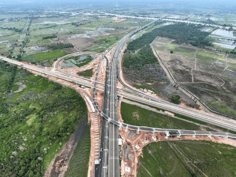 Proyek Tol Trans Sumatera Terkendala, DPR Soroti Hambatan Utama