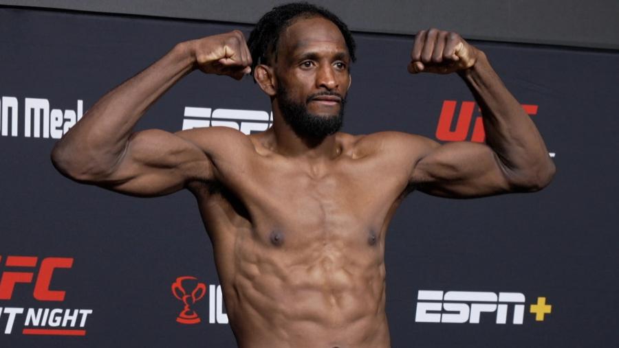 Neil Magny Menang TKO dan Siap Lanjutkan Petualangan UFC