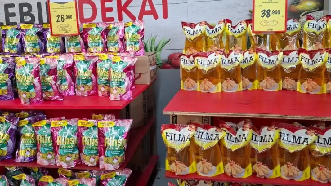 Katalog Promo JSM Indomaret Alfamart Superindo Februari 2026 Minyak Goreng Murah