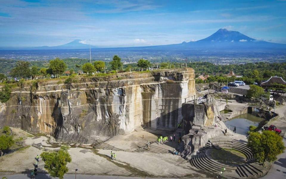 Wisata Malam Romantis di Jogja