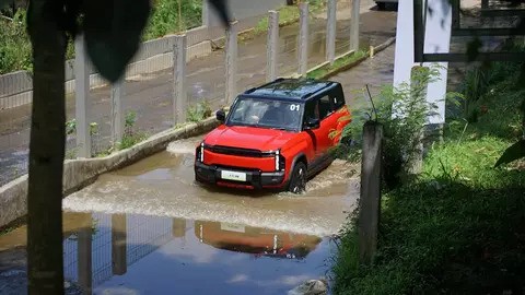 GJAW 2025 Hadirkan Mobil Listrik dan Hybrid Terbaru