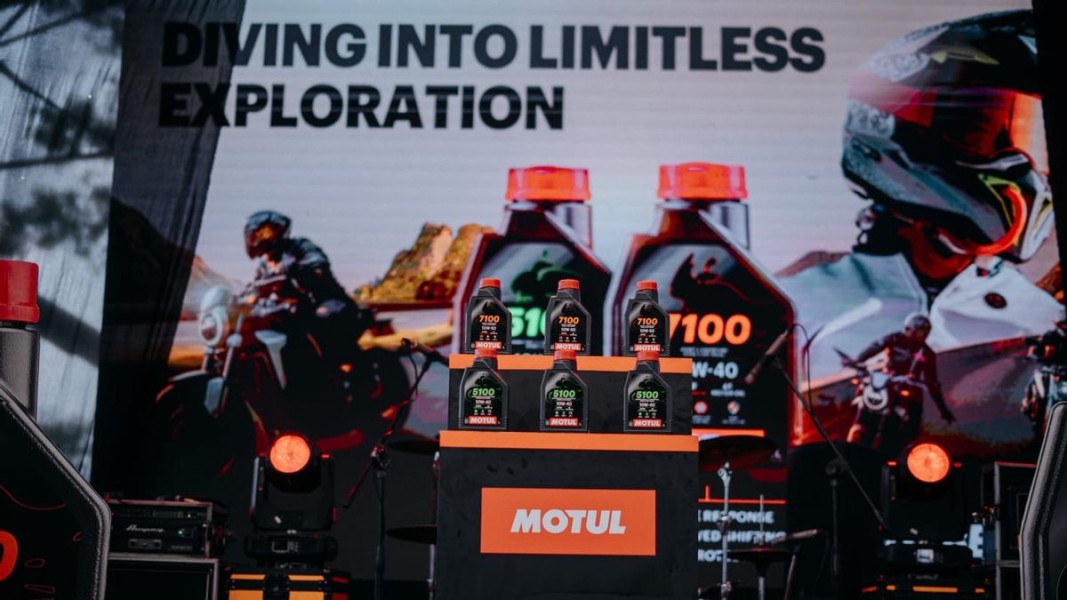 Motul Perkuat Tren Motor 2-Tak dengan Pelumas Baru
