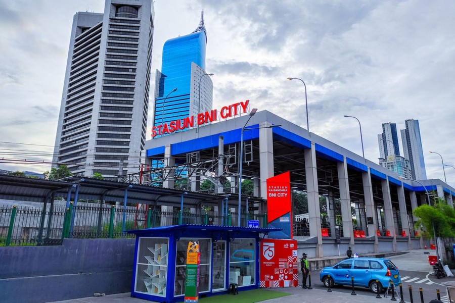 Jadwal Kereta Bandara BNI City-Soekarno-Hatta Mei 2025: Layanan Terbaru untuk Mobilitas Mudah ke Bandara