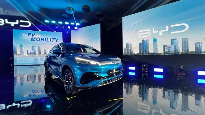 Persaingan Ketat, BYD Pimpin Daftar Mobil China Terlaris di Indonesia
