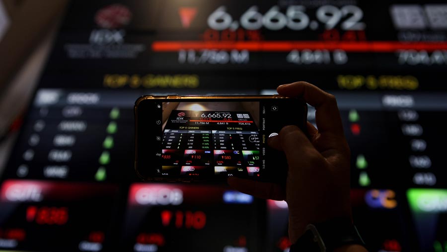 IHSG Melemah Tipis Hari Ini Saham Dipengaruhi Sentimen Global dan Asing