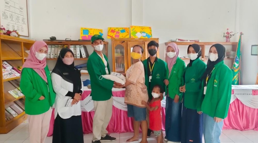 Sembako untuk Mahasiswa KKN