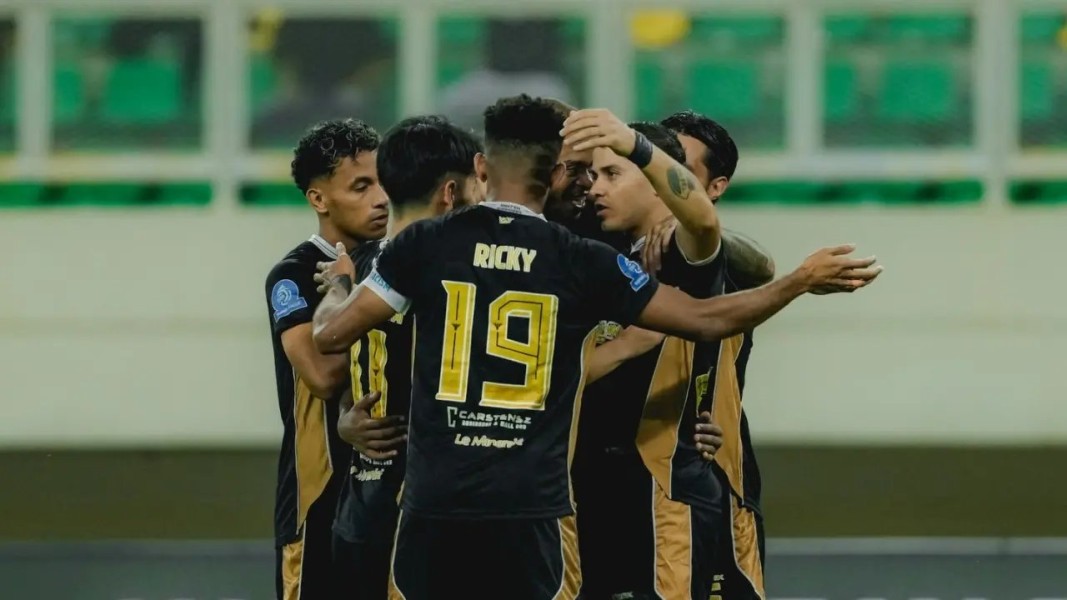 Dua Gol Alex Martins Antar Dewa United Kalahkan Arema FC Liga Indonesia