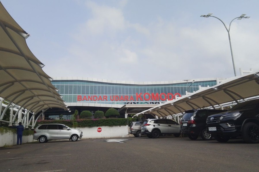 Penerbangan di Bandara Komodo Terganggu Erupsi Lewotobi