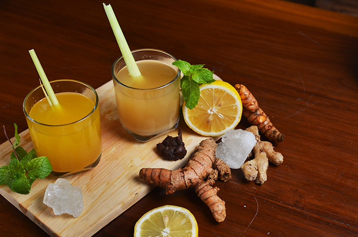 Kajian Ilmiah Khasiat Jamu Kunyit Asam bagi Kesehatan