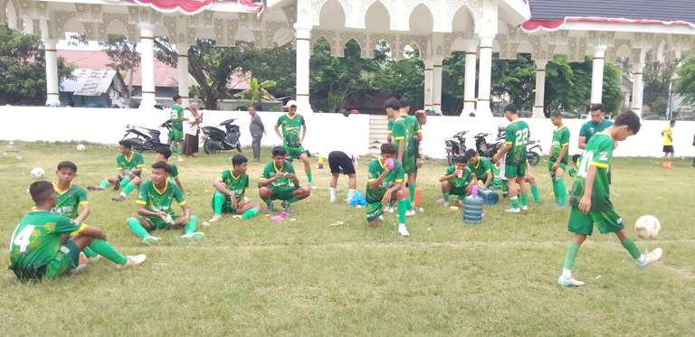 Sepak Bola Pra Pora IV Aceh 2025 Resmi Bergulir di Bireuen
