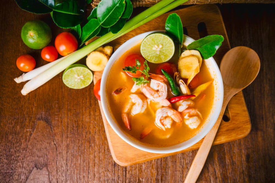 15 Makanan Khas Thailand Paling Populer untuk Wisata Kuliner
