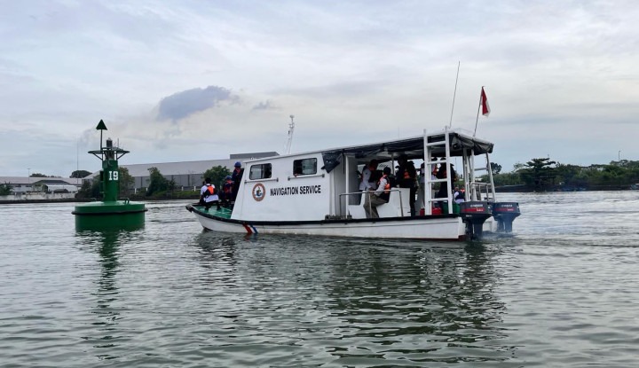 Teknologi Smart Buoy Amankan Jalur Distribusi Energi Kilang Cilacap