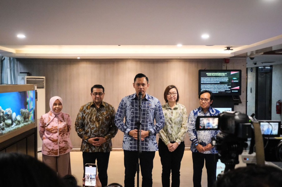 Penguatan Infrastruktur Ekonomi Kreatif di Daerah Menjadi Fokus Utama MenEkraf dan Menko IPK