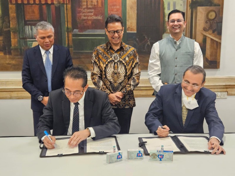 Bersamaan dengan Kunjungan Presiden RI ke India, Bio Farma Teken Perjanjian Kerja Sama dengan Serum Institute of India