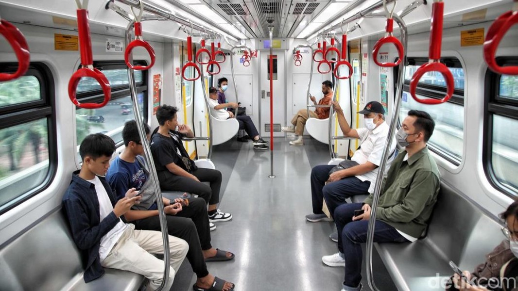 Semarak Perayaan Idul Fitri Di Jakarta Dengan Fasilitas Transportasi Gratis Hingga Diskon Hotel